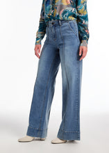 Olivia Wide Leg Jean