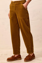 Ankle Length Pant with Button Vent
