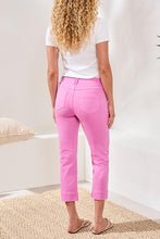 Kick Flare Capri