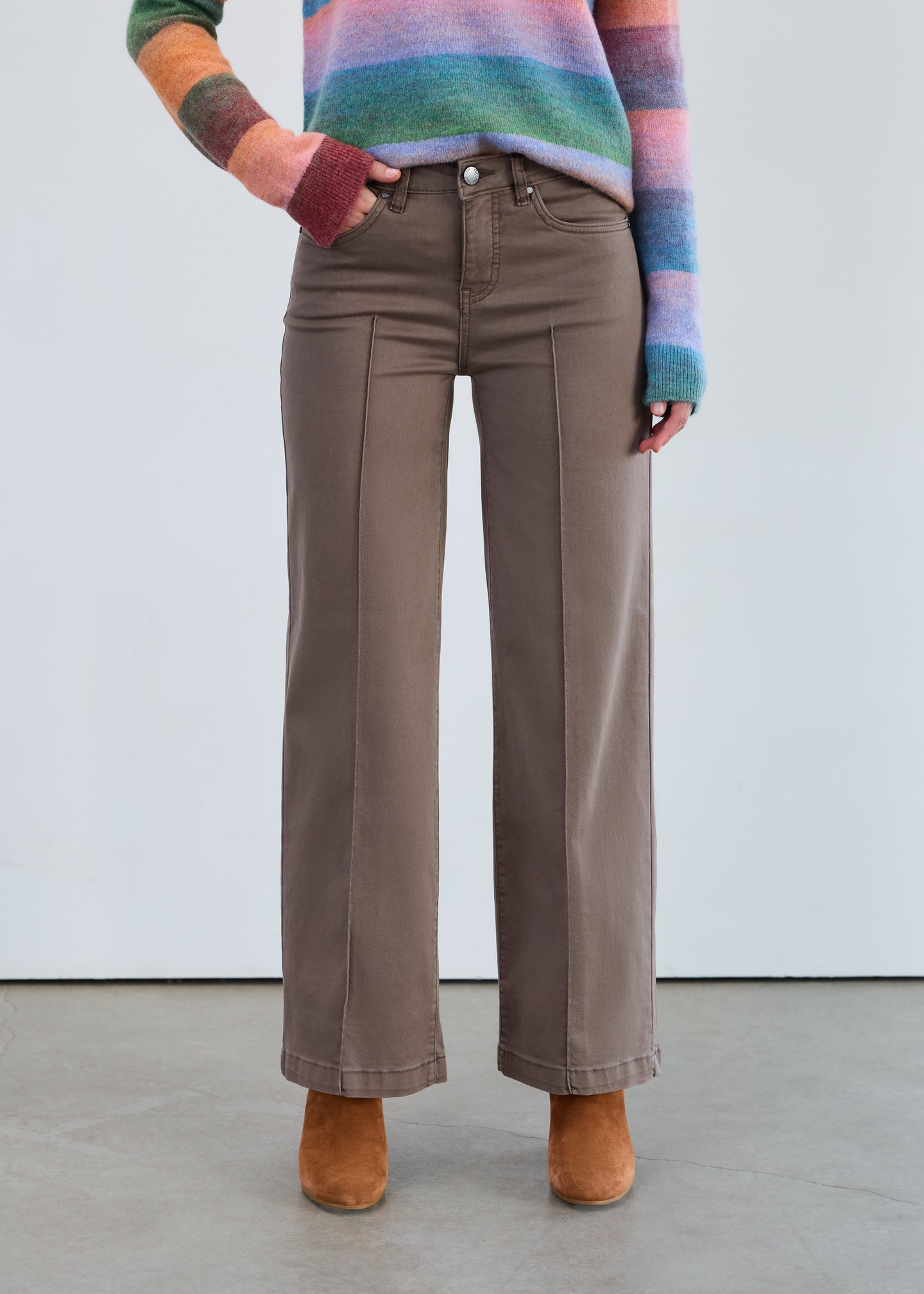 Pin Tuck Olivia Pant