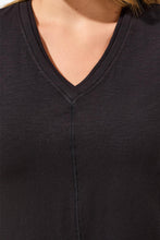 Rib V-Neck Tee