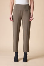 Travel Knit Pant