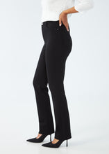 Petite Suzanne  Straight Leg Jean
