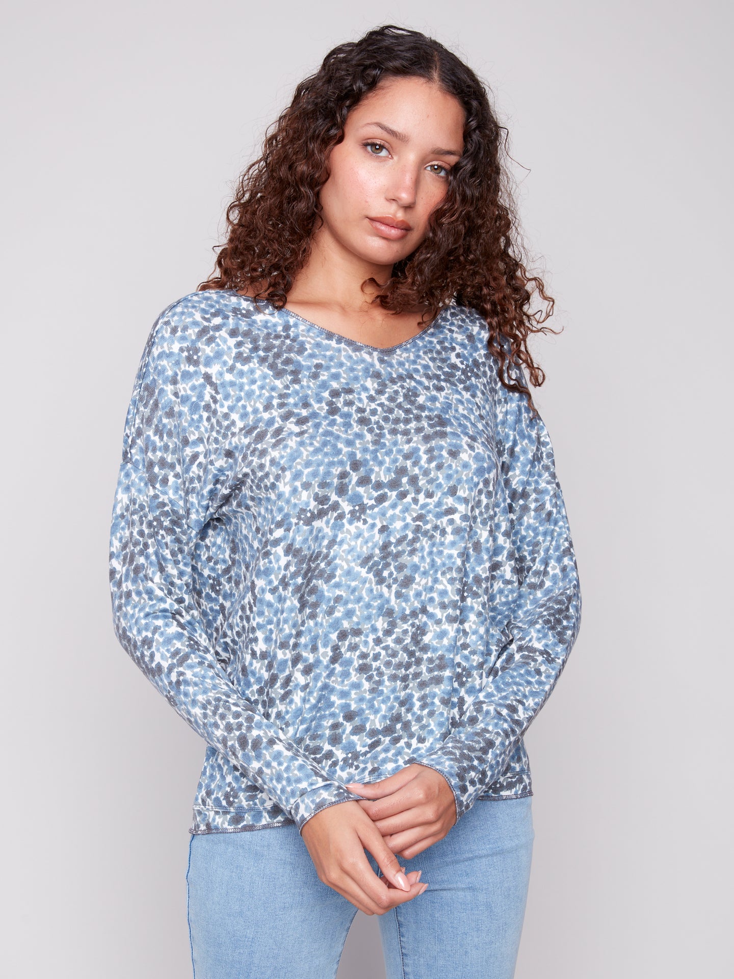 Printed V-neck Tee