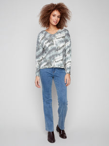 Printed V-neck Tee
