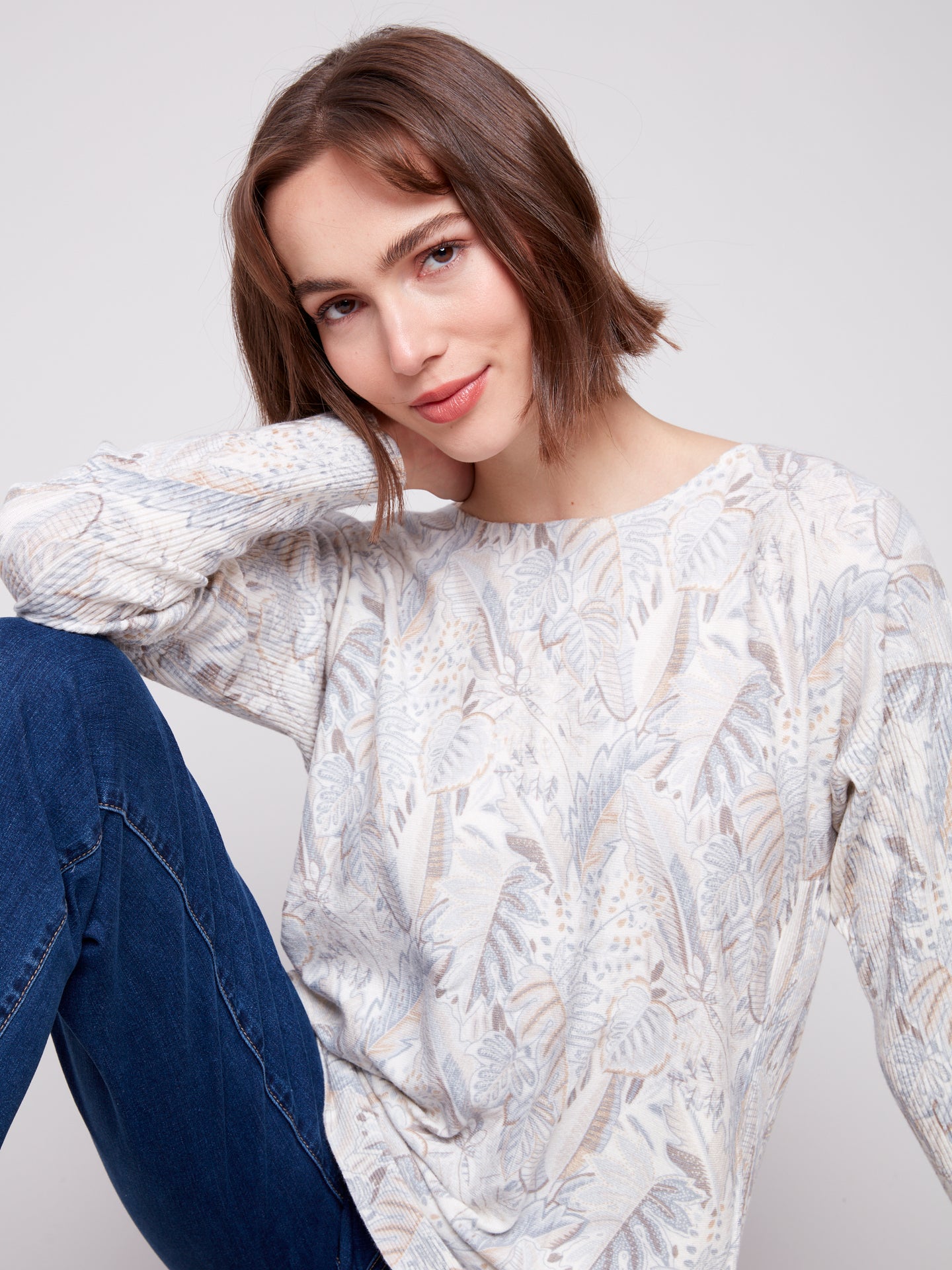 Printed Scoop Hem Sweater