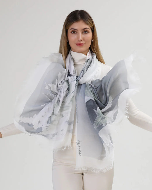 LOVE'S PURE LIGHT SCARF D484  Delight Yourself in White