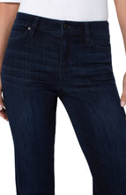 Kennedy Straight Jean