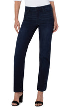 Gia Gllder Jean