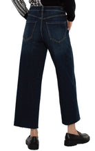 High Rise Stride with Cut Hem