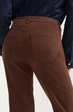 Kennedy Straight Jean