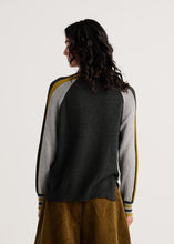 Reversible Funnel Neck